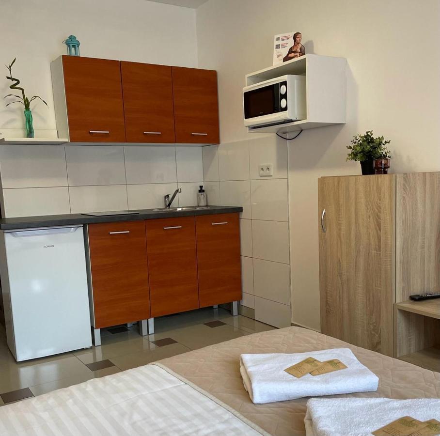 Bubble Apartments Красков Екстериор снимка