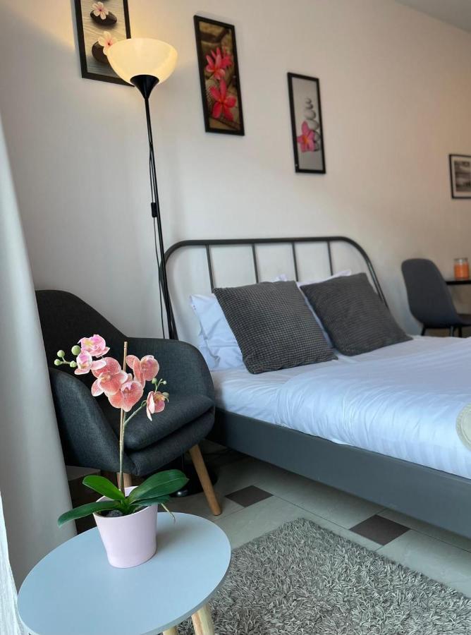 Bubble Apartments Красков Екстериор снимка