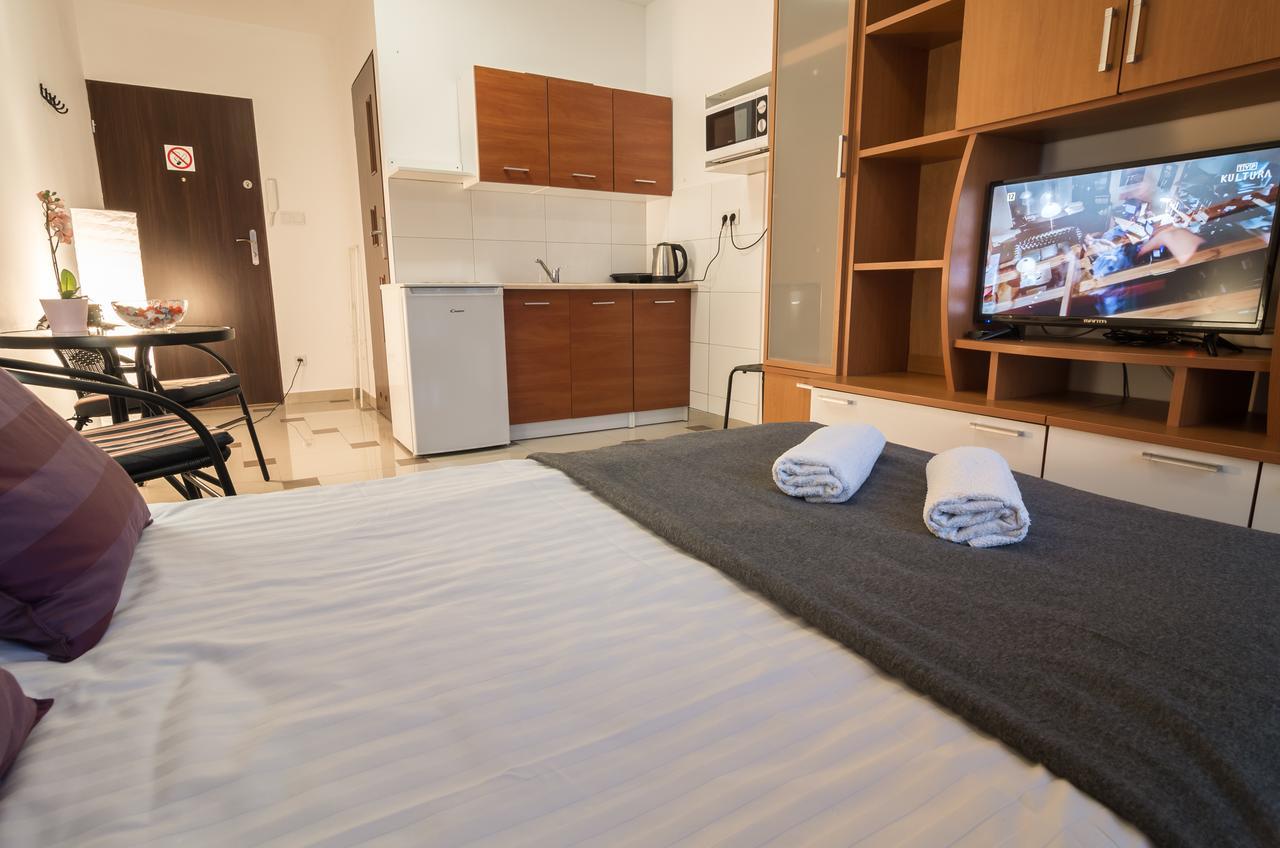 Bubble Apartments Красков Екстериор снимка
